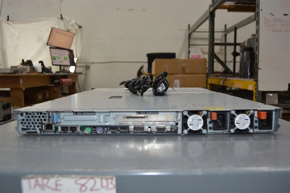 IBM ESERVER Series X336 883725U 2x3.5 Server 2*Intel Xeon 2GB - Image 4 of 4