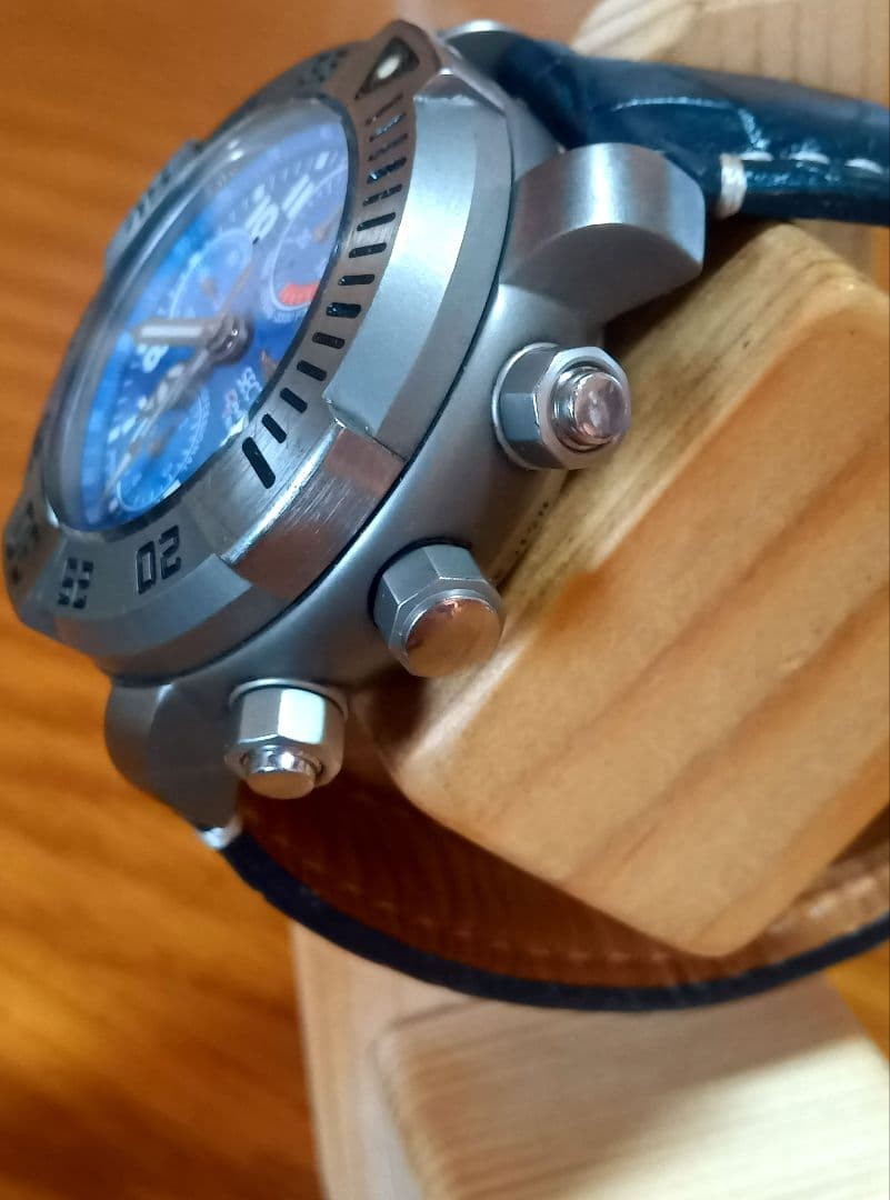 SECTOR Diving Team 1000 Chronograph Blue Dial Automatic Men's Wristwatch JAPAN image 3