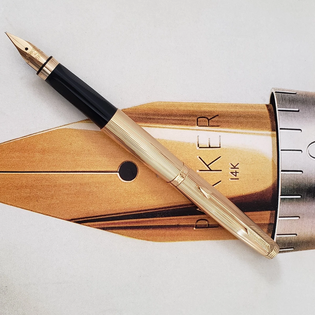 Parker Gold, 18K Nib Fine (F) Nib Collectible Fountain Pens for