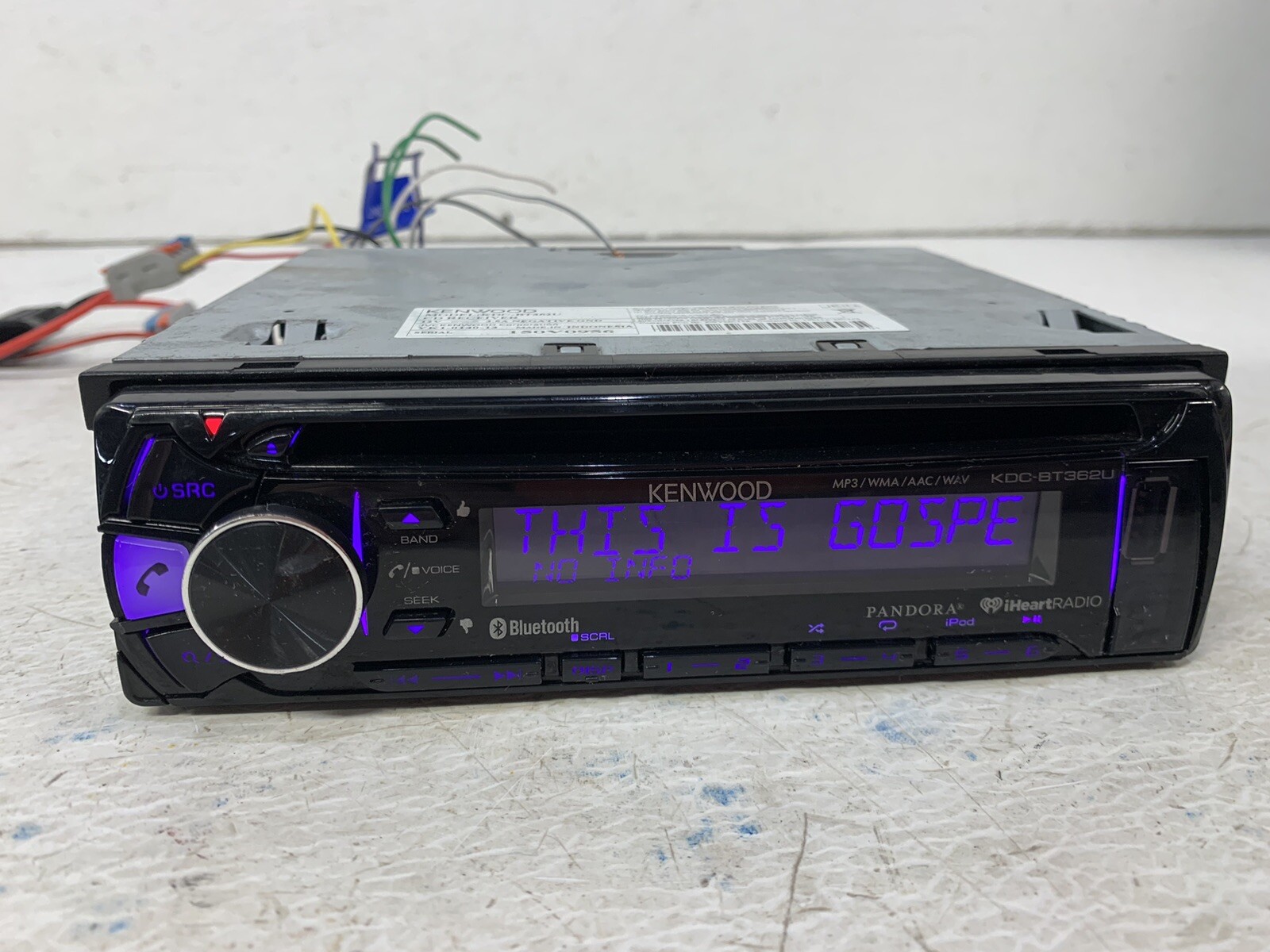 Kenwood KDCBT362U radio stereo Bluetooth AUX USB CD player receiver