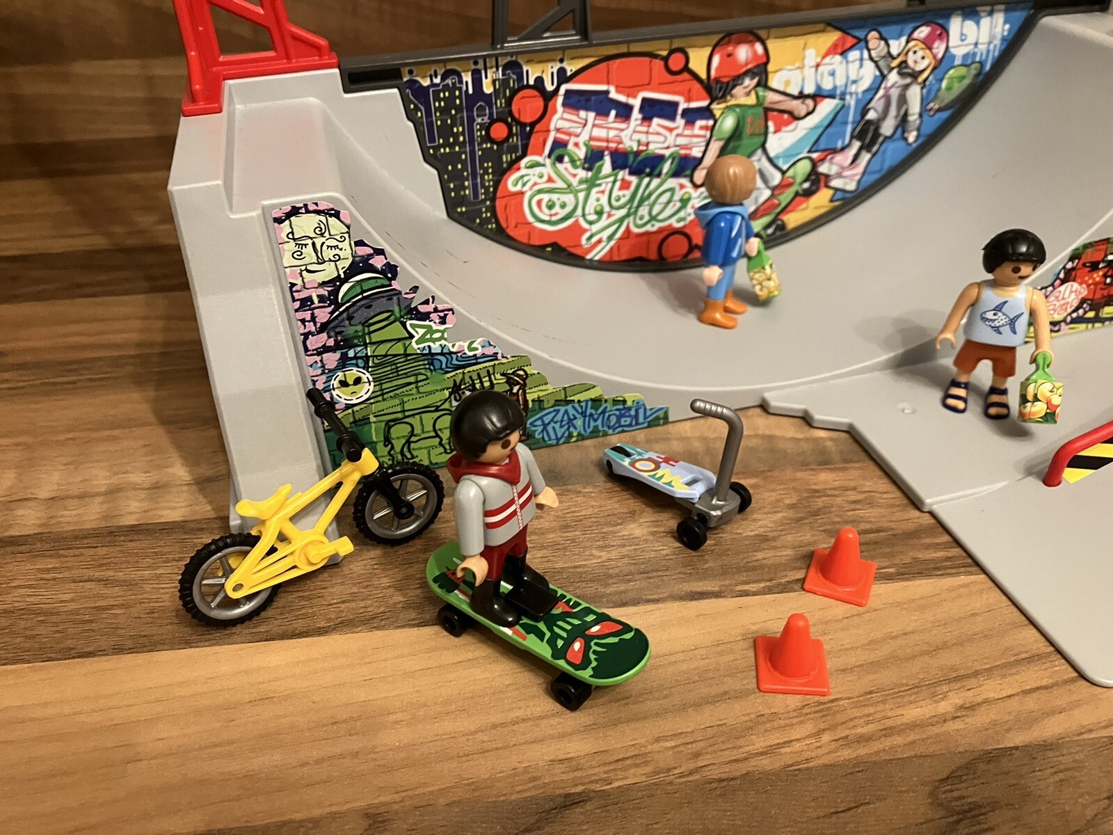 Playmobil 70168 City Life Skate Park Playground Boards Scooter eBay