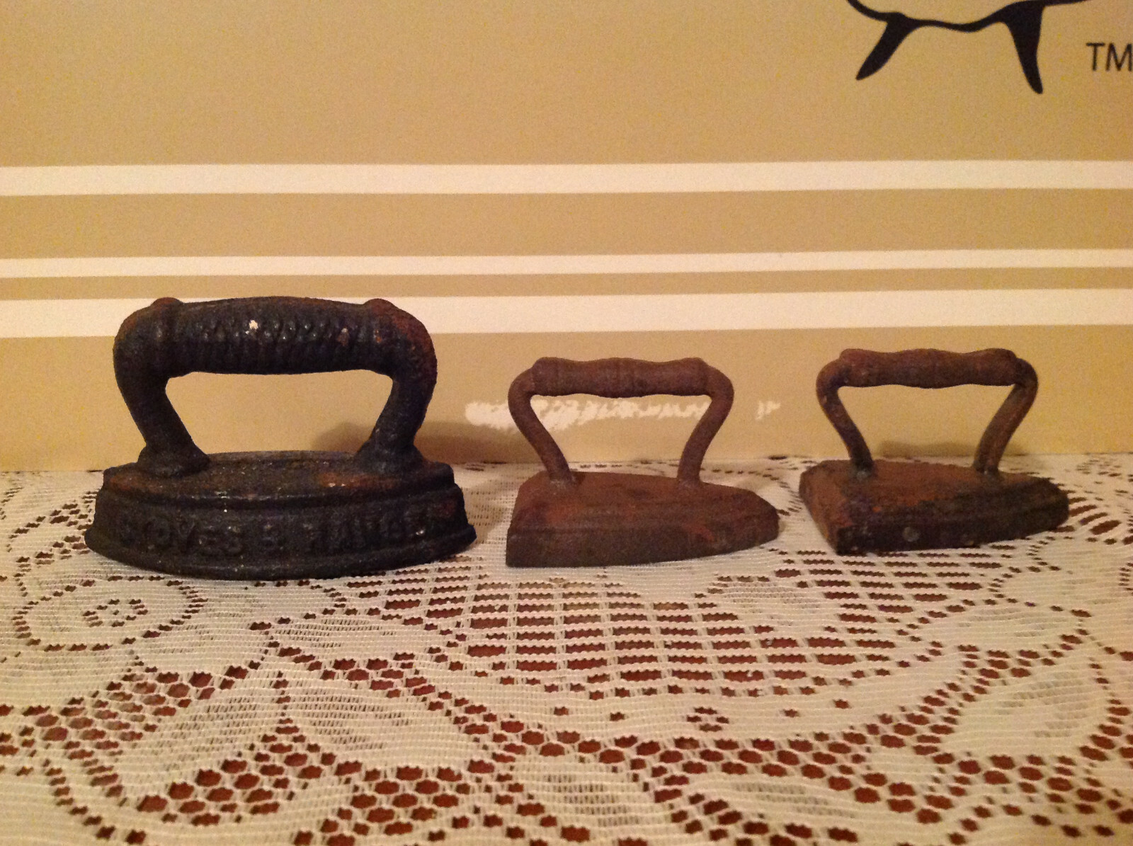 (3) Vintage MINIATURE CAST IRON IRONS eBay