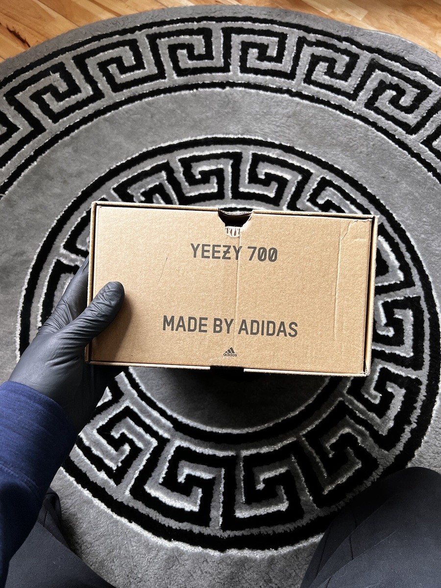 Size 11 - adidas Yeezy 700 V3 Safflower | eBay UK
