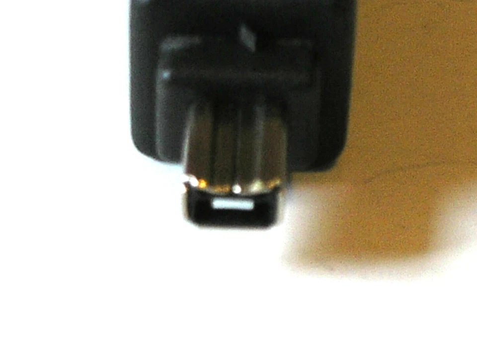 IEEE1394 FireWire 6P-F/4P-M Gender Changer 17679-*2W - Image 4 of 4