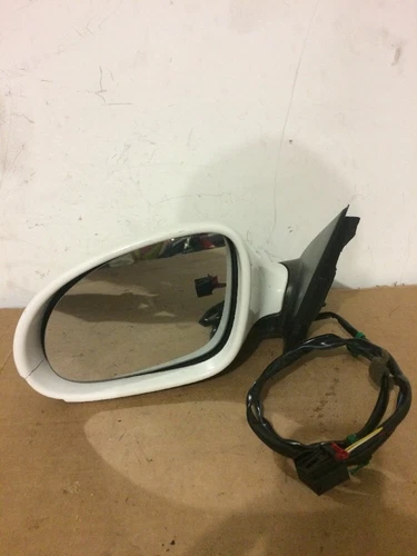 2006,2007,2008,2009 VOLKSWAGEN PASSAT DRIVER LH SIDE MIRROR OEM