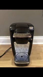 Keurig K-mini K15 Single-serve K-cup Pod Coffee Maker Black 1 GREAT