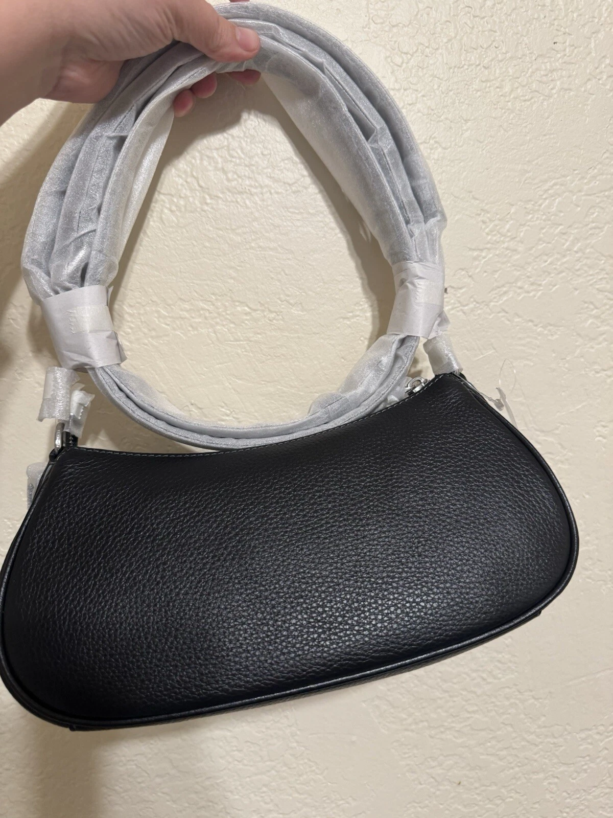 Borsa a tracolla Coach Ashton Baguette in pelle nuova con etichetta CM079 argento nero