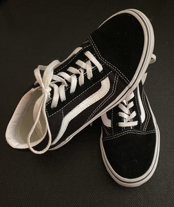 boys vans tennis shoes