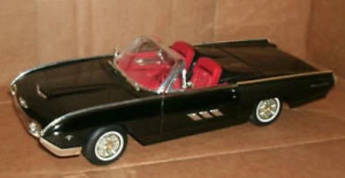1:18 Anson Ford Thunderbird '63 Convertible black, red, silver, white NIB - Image 2 of 4