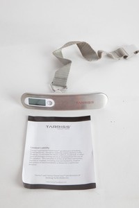 Jetsetter luggage scale, by Tarrisstravelgear.com