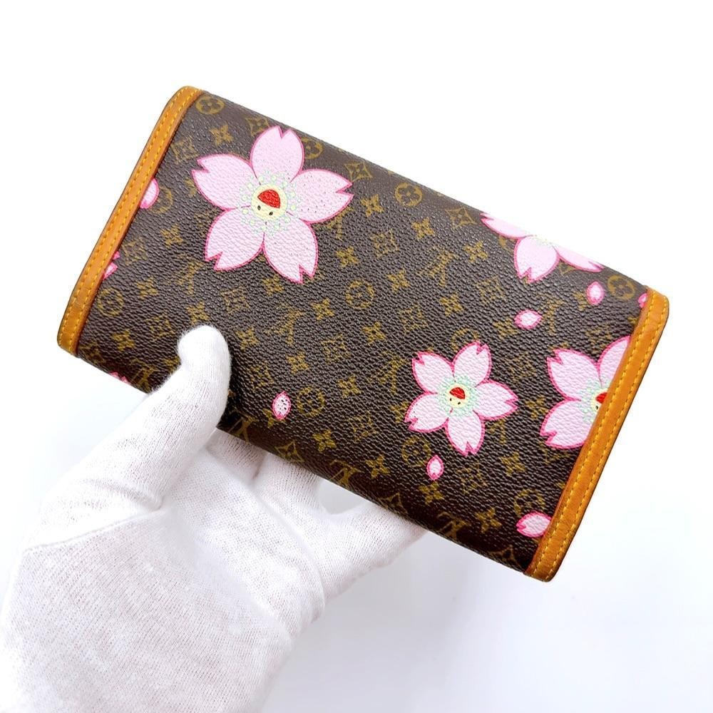 S/S 2003 Louis Vuitton x Takashi Murakami Cherry Blossom Wallet | eBay