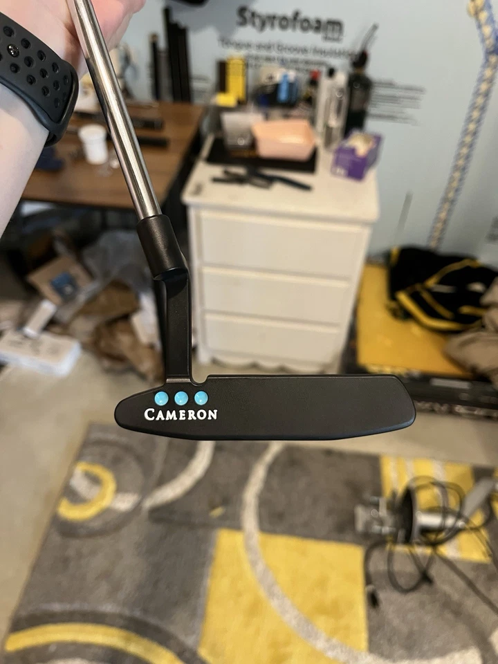 Left Handed Scotty Cameron Newport 2 350g Tungsten weight Carbon Steel Putter - Image 3 of 4