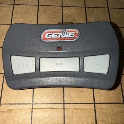 Genie GITR-3 3-Button Intellicode Garage Opener Remote 390MHz TESTED NO BATTERY