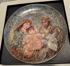 Edna Hibel Christmas Plate For 1987  The Flight Into Egypt “ Limited Edition