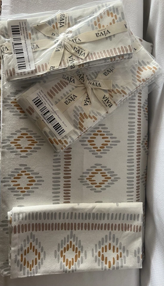 VIETRI VIVA Bohemian linen/set/4 Placemats/Set/4 Matching Napkins NEW Beige/Gray - Image 3 of 4