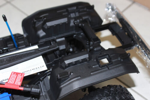 Traxxas TRX 92056 -4 SILBER Chevy K 10 High Trail 1:10 RC CAR Crawler NEU in OVP - Bild 11 von 16