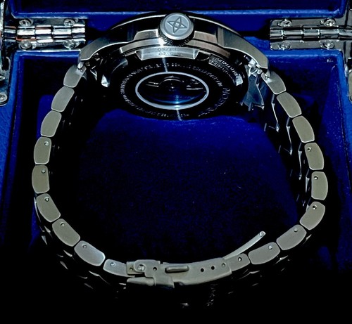 Aragon A534LAV Armour 3D Limited Edition Automatic 50mm - 第 6/16 張圖片