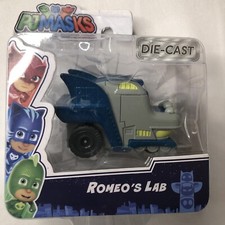 Romeos Lab Die Cast Vehicle Pj Mask Toy