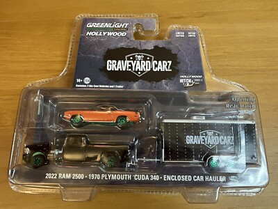 Greenlight Graveyard Carz Hauler Ram 2500 '70 Plymouth Cuda Green
