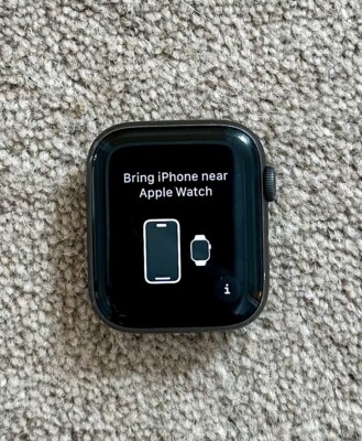 Apple Watch Series Nike 44mm Space Grey Straps UK