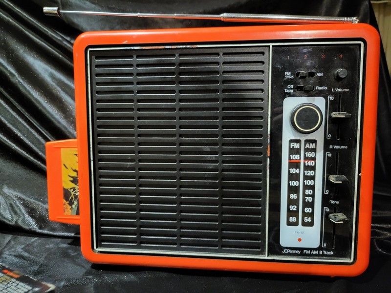 1970s Retro Orange J.C. Pennys FM AM 8-track Portable Model No. 3860 (Works)