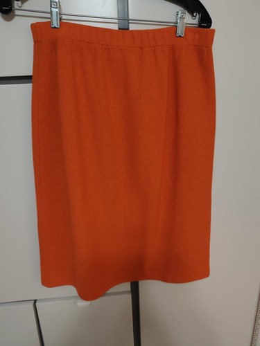 St. John Orange Knit Skirt Suit Set – Jacket Size 8 Skirt Size 8 - Picture 13 of 20