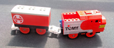 Vintage Tomy Train & CARRIAGE   (compatible Thomas)BATTERY OPP  working