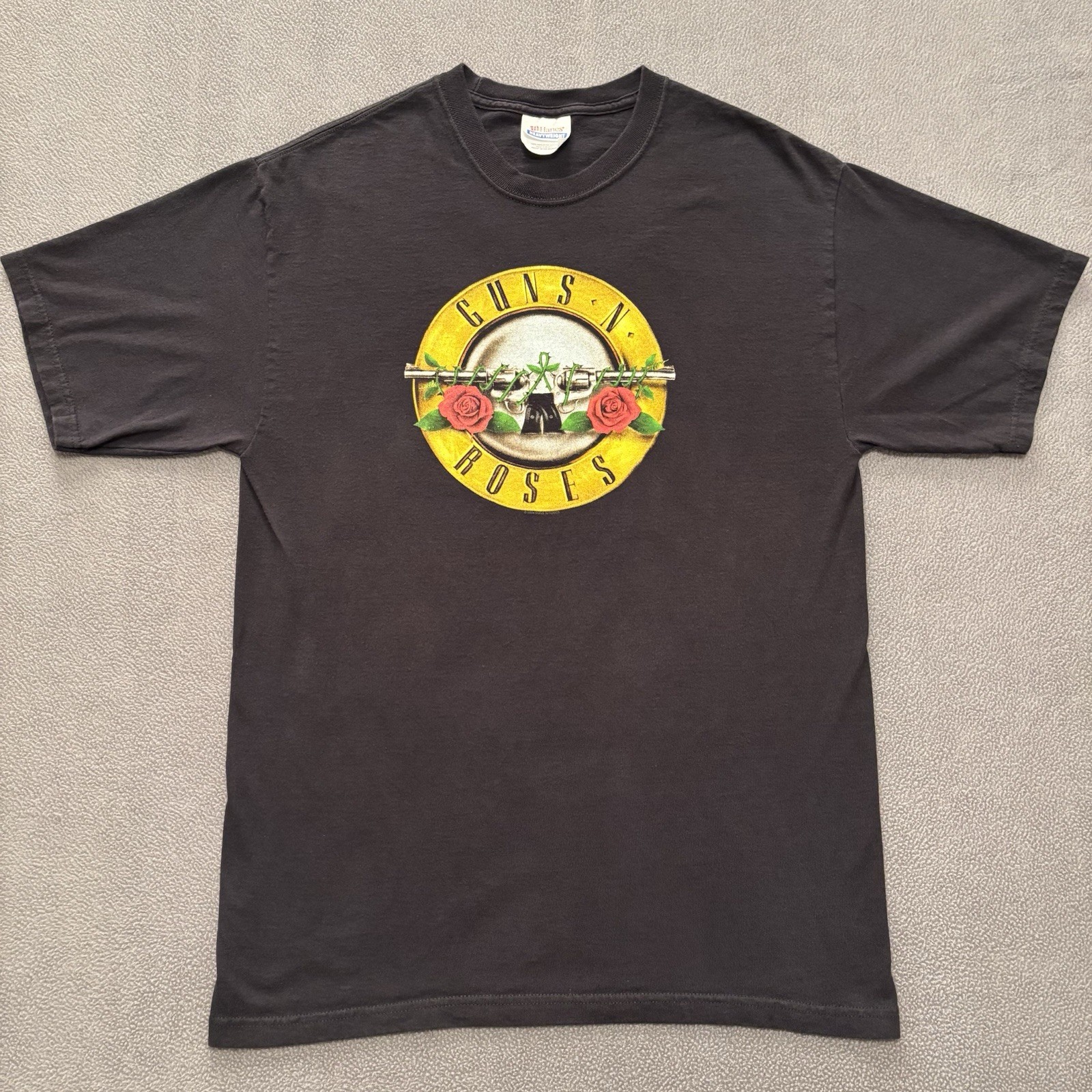 Vintage Guns N Roses 2004 T Shirt Men's Size Medium Hanes Heavyweight Preshrunk