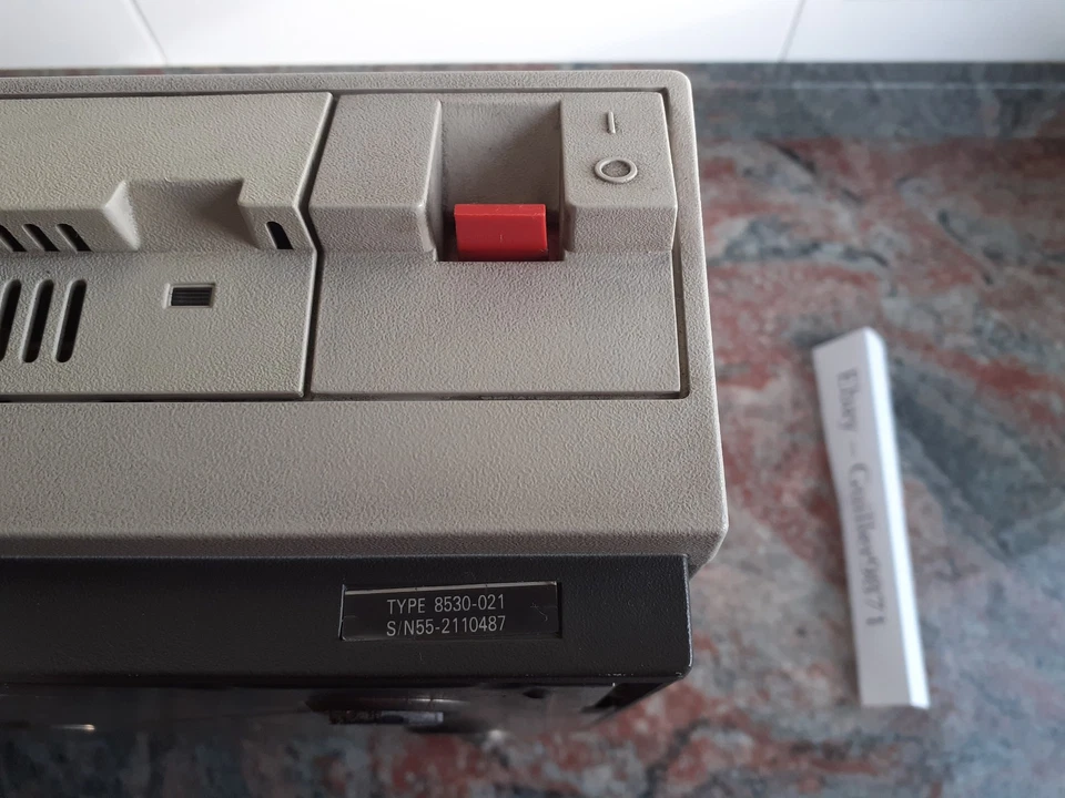 IBM PS/2 Model 30 8530-021 ( Computer Vintage 8086 ) SN: 55-2110487 - Bild 2 von 4