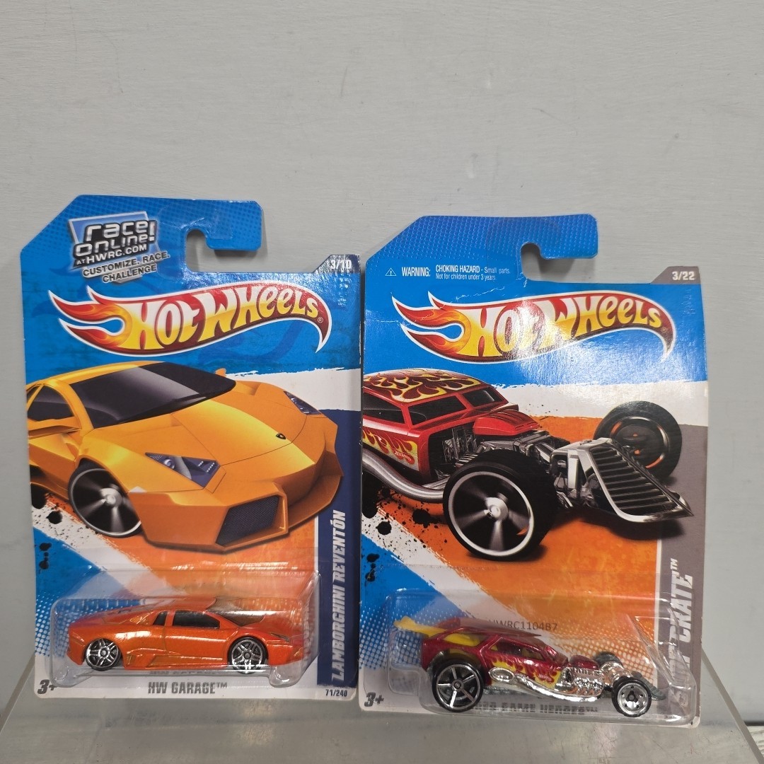 Hot Wheels HW Garage Lamborghini Reventon Orange Video Game 