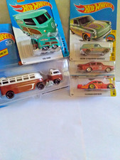 HOT WHEELS COMBO LOT OF FIVE VARIOUS VOLKSWAGEN CARS/TRUCKS RED SPECTRAFROST WOW