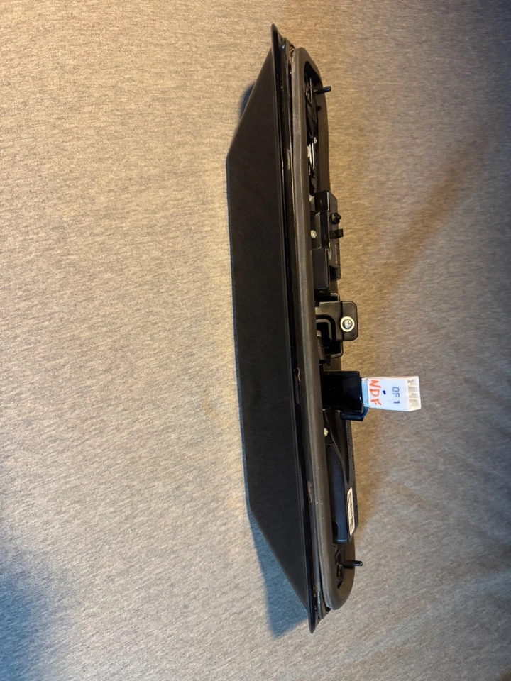 P68465998AA DODGE RAM 2500/3500 dual cam input, LED HIGH MOUNT OEM FREE SHIP!! - Image 3 of 4