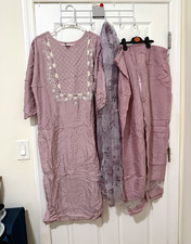 Brand new Women s Purple Embroidered Chiffon Salwar Kameez 3-Piece Set. L-XL
