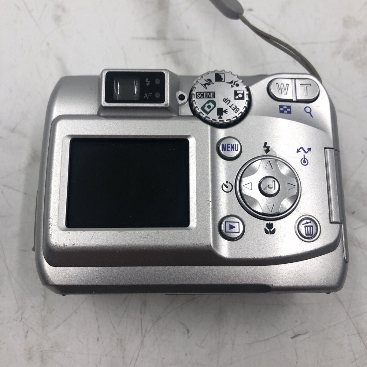 ニコン nikon coolpix 3200 シルバー Buy Nikon COOLPIX 3200 3.2MP Digital Camera - Silver online