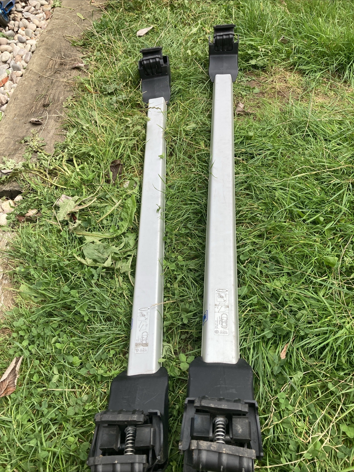 GENUINE ROOF BARS VW VOLKSWAGEN TIGUAN MK2 2016ON RACK 5QF071151