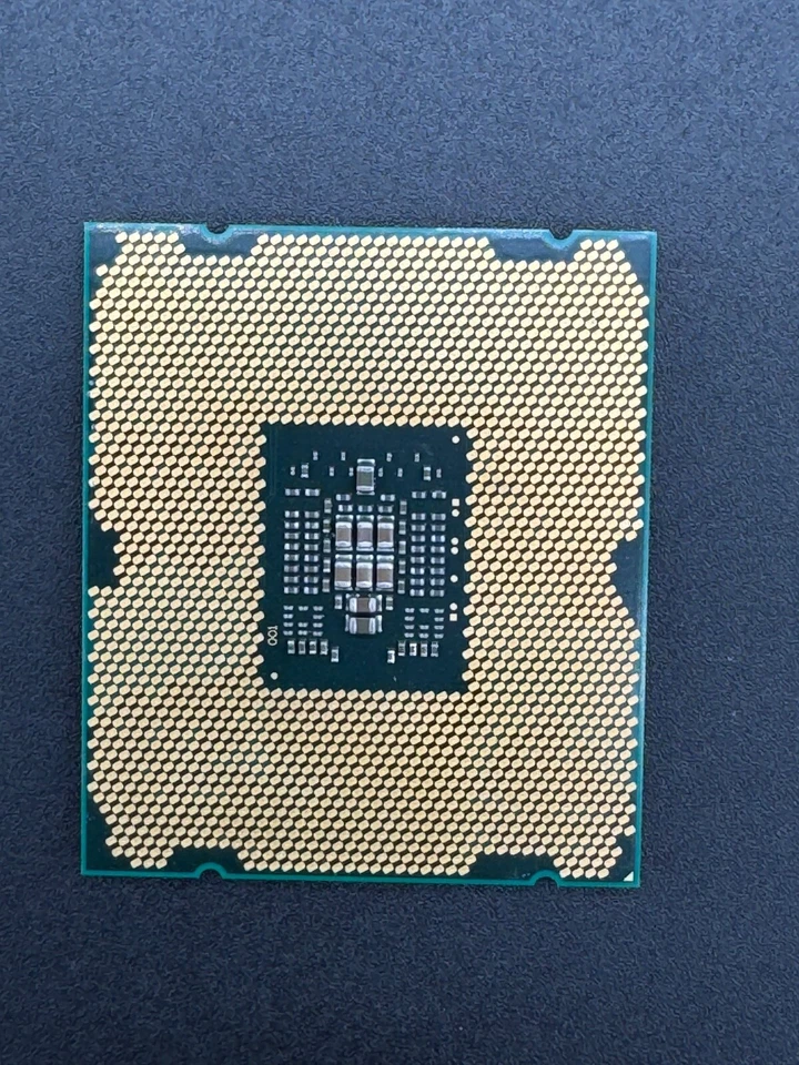 Intel Core i7 3820 3.6GHz Quad-Core (CM8061901049606) Processor - Image 2 of 2