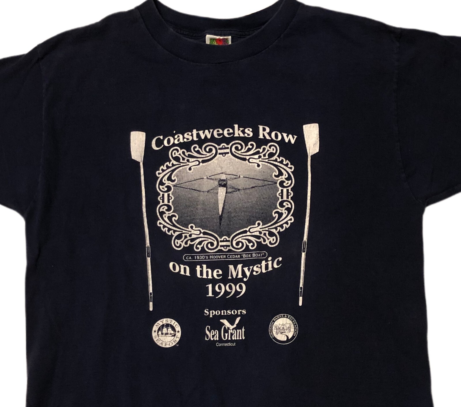 T shirt vintage 1999 Fruit of Loom cotone grafica marina taglia L Mystic Coastweeks fila