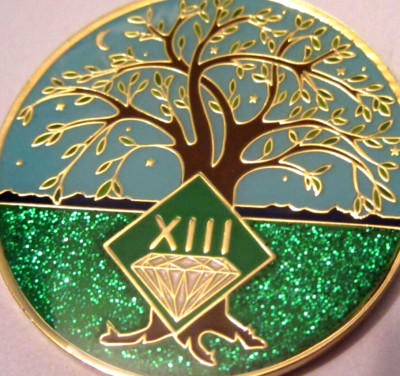 Narcotics Anonymous NA Tree Green 13 Year Medallion Gold Black