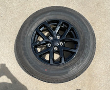 Oem 2022-2023 Jeep Gladiator Wrangler 17x7.5 Black Rim Wheel Tire 04755565aa