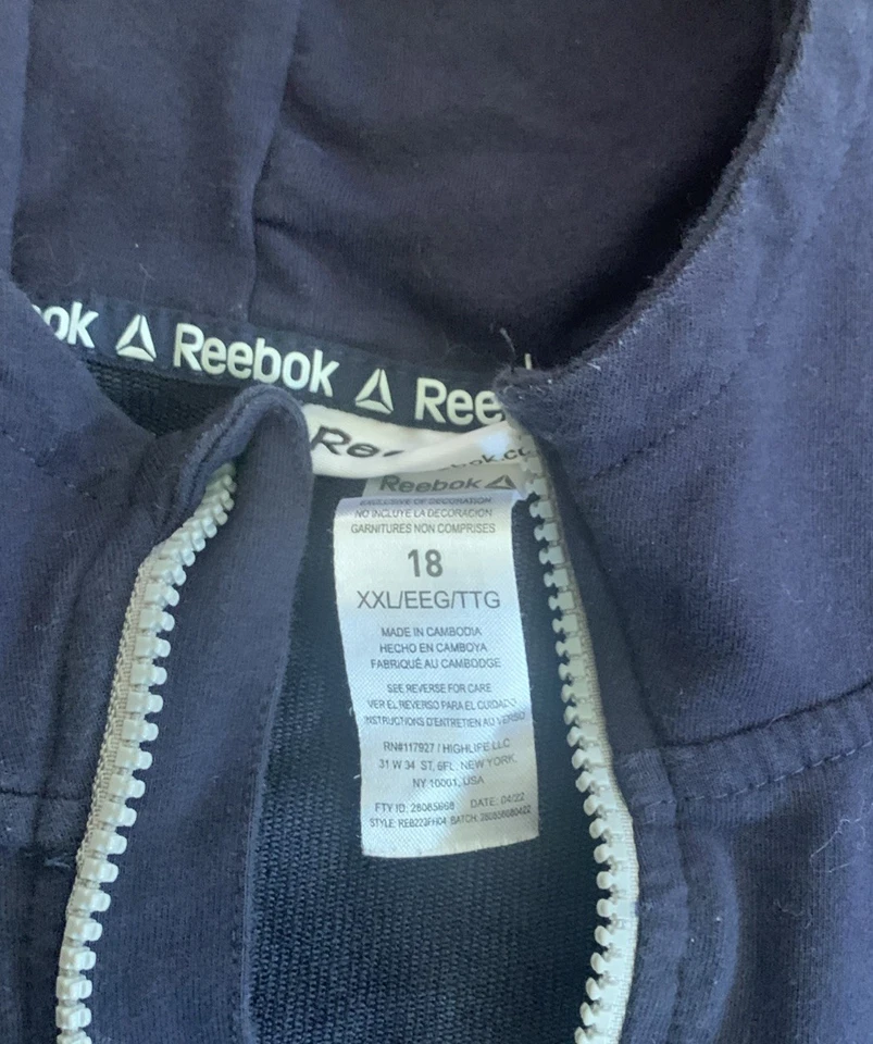Reebok Youth Hoodie Size XXL Black Pullover Kangaroo Pouch Long Sleeve 1/4 Zip - Image 2 of 4