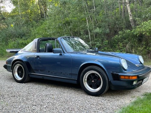 Porsche: 911 1989 Carrera Targa 3.2 Image 1 of 2