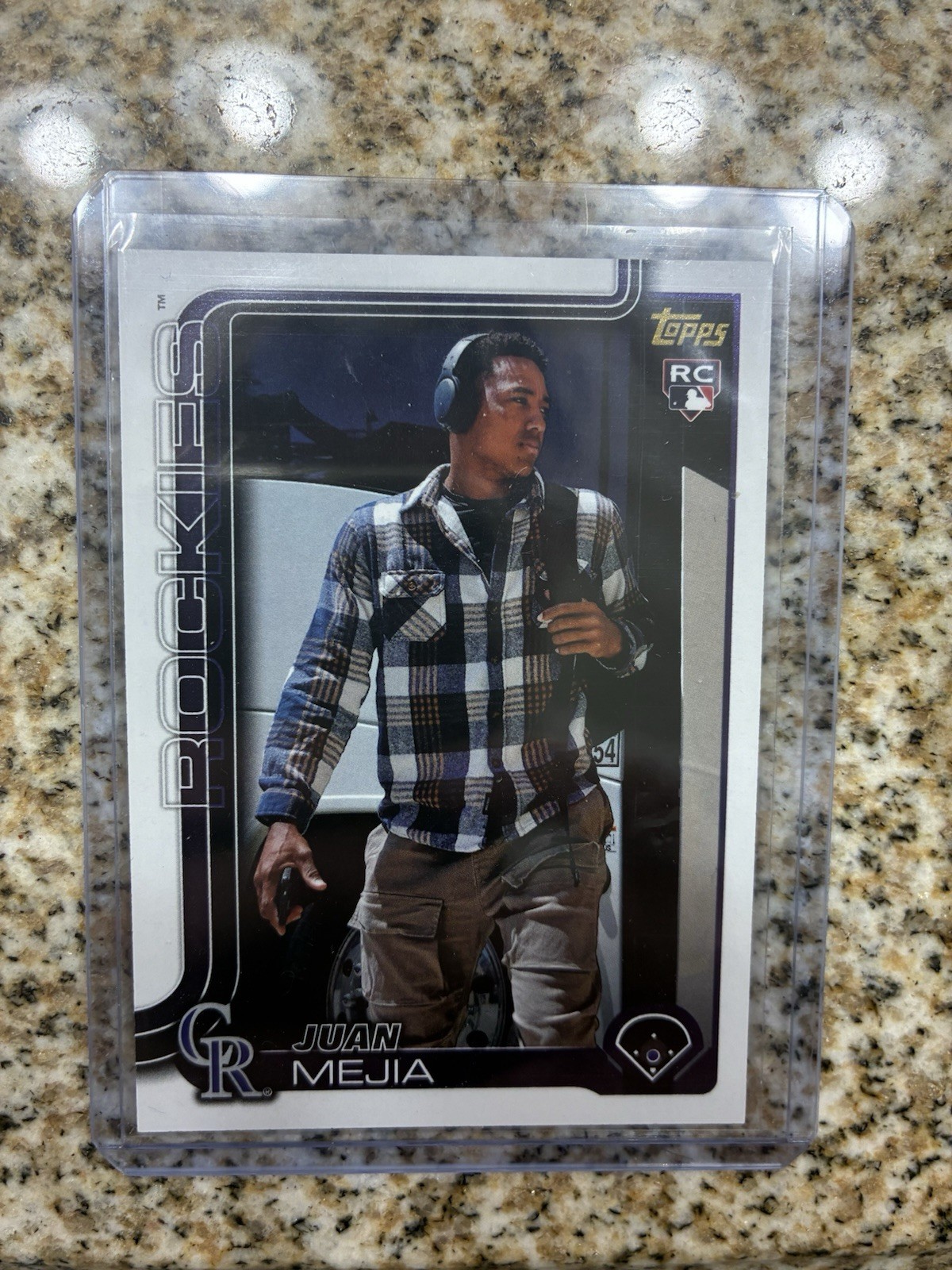 2025 Topps Update Series - Juan Mejia #US285 Golden Mirror Image Variations (RC)