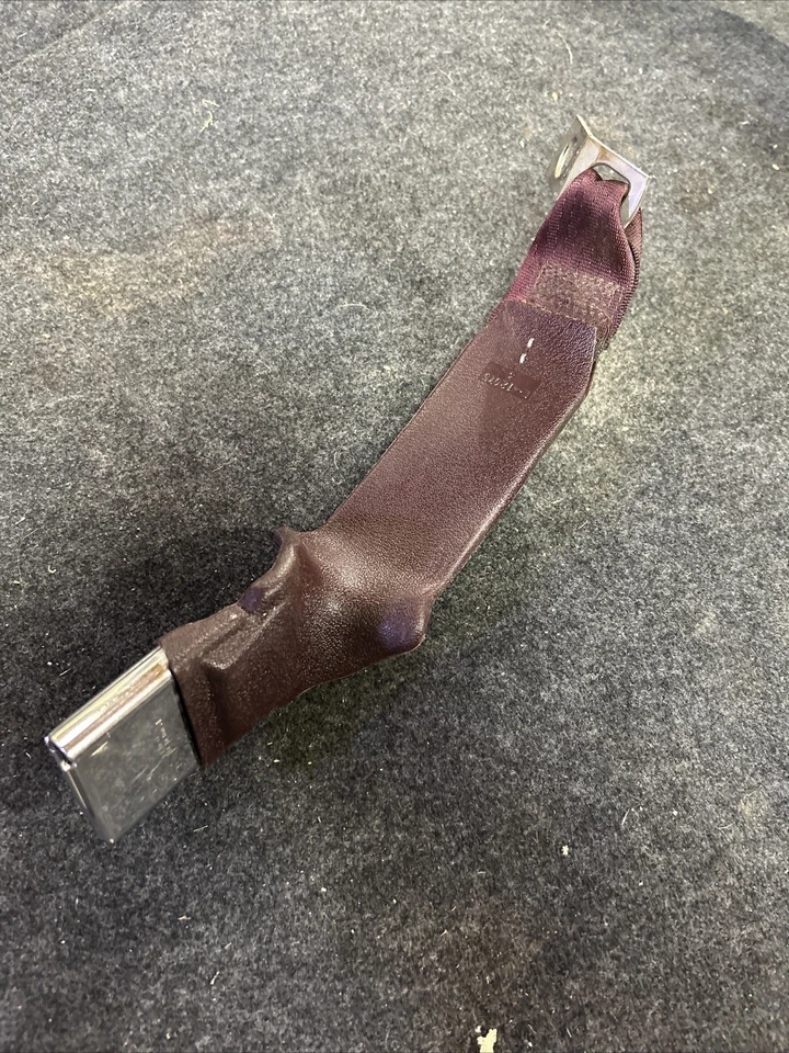 Cinturón de seguridad hebilla 80-89 Ford Lincoln Continental Town Car conductor delantero Pas Burgun Foto 2 de 2