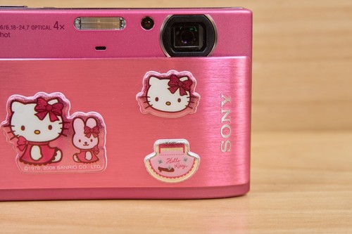 SONY Cyber-Shot DSC-TX1 Exmor R 10.2 MP Digital Camera, Hello Kitty, Pink - 第 6/10 張圖片