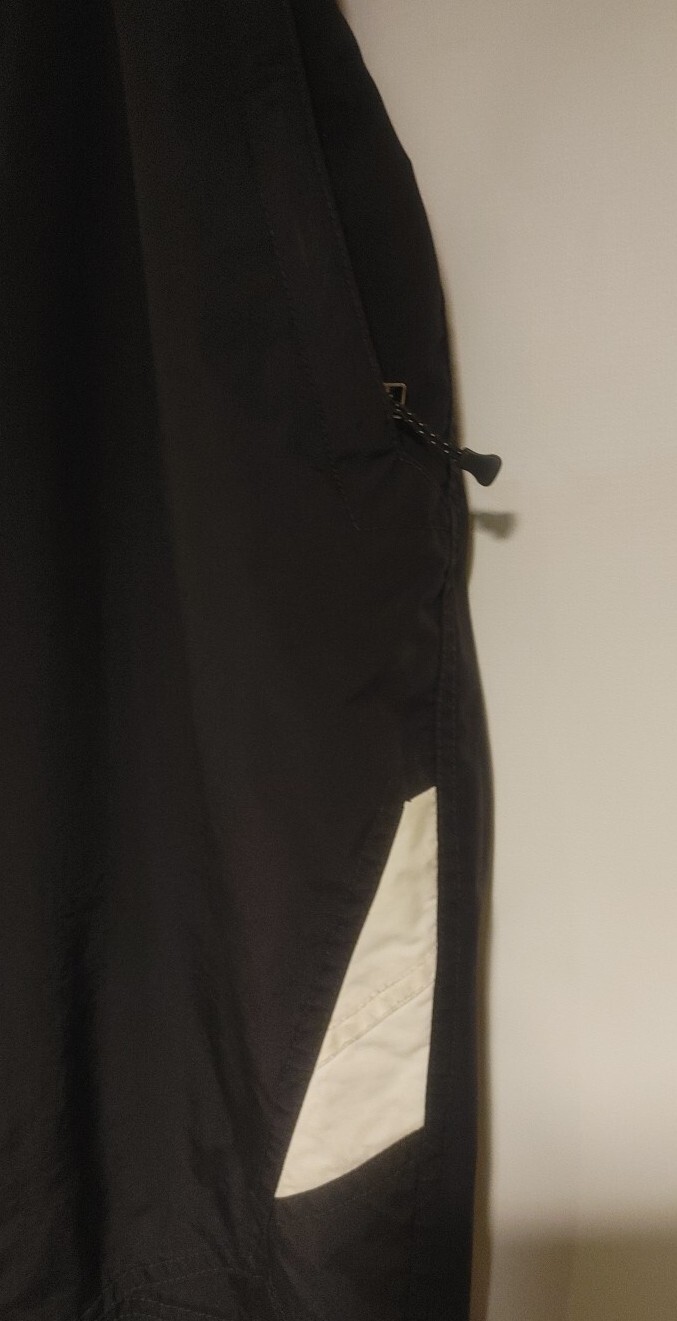 Picture 3 of 11