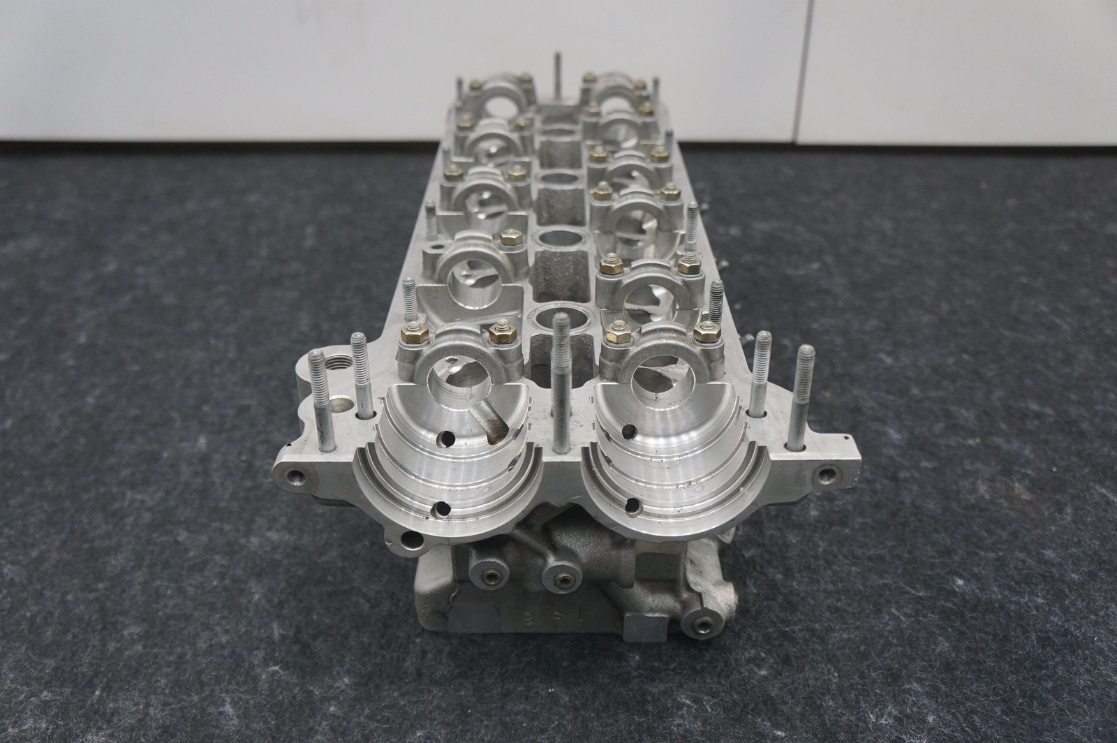 Right Engine Cylinder Head Assembly OEM 198760 173829 Ferrari 360 Modena 99-2005
