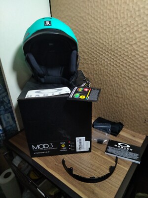 Oakley Mod 3 BOA Mips XStatic Fidlock Snow Helmet Adult Small