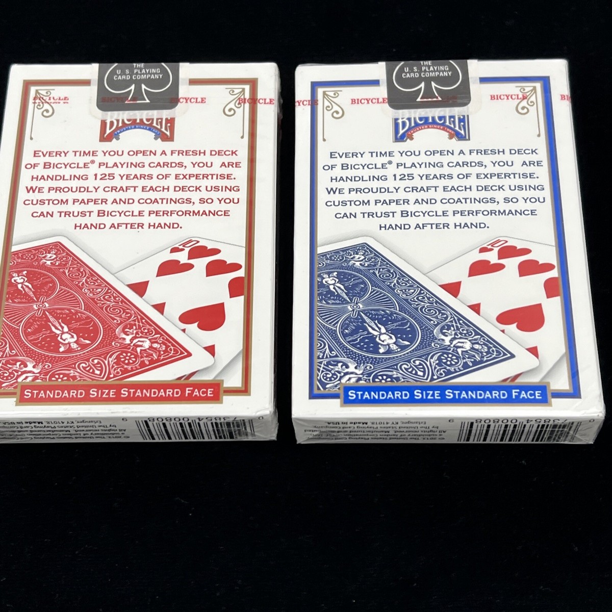 Bicycle Cyclist: 2 Mazzi Di Carte Da Poker (Blu E Rosso) Con Dorso Ciclista, Formato Standard, Fondo Aria, Made In USA