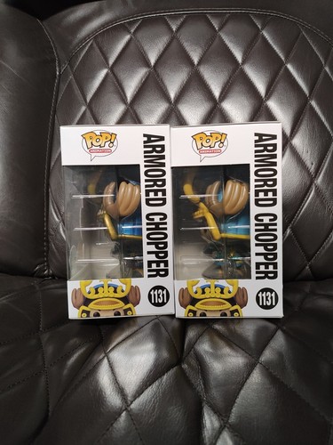 Funko Pop! One Piece Funko Excl Armored Chopper Chase & Common 1131 NOT MINT - Picture 2 of 12