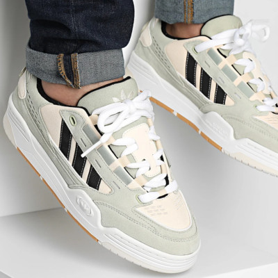 Adidas Original Körbe ADI2000 IF8831 Halo Grün Core Schwarz Wunder Weiß